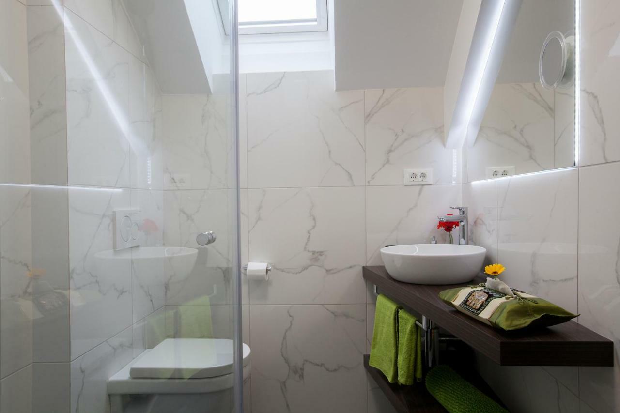 Apartments Special Bled Bagian luar foto